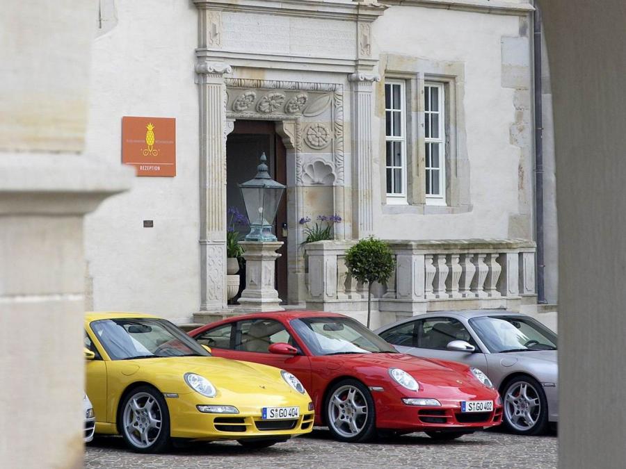  Porsche 911 Carrera 2005 года  (фото 13 из 35)